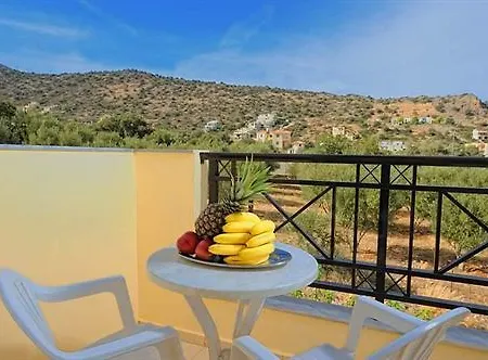 Maria Lambis Aparthotel 3*